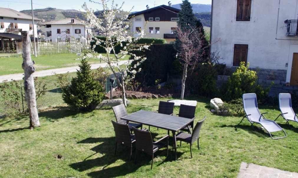 Casa Del Tempo Rosa Tassullo Ospitar Appartement Buitenkant foto