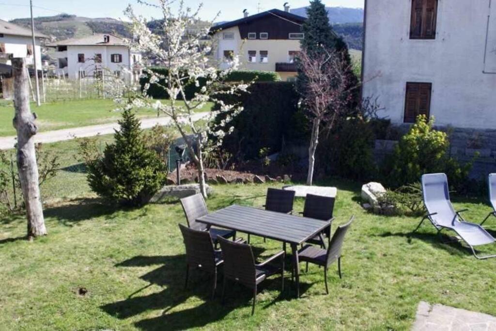 Casa Del Tempo Rosa Tassullo Ospitar Appartement Buitenkant foto